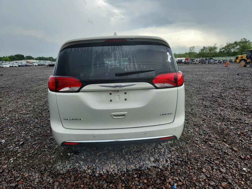Продажа на аукционе авто 2020 Chrysler Pacifica, vin: 2C4RC1GG1LR156386, номер лота: 64802336