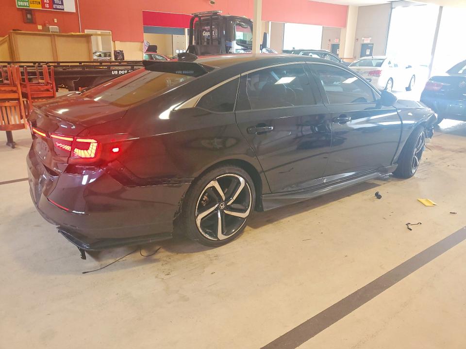 Продаж на аукціоні авто 2022 Honda Accord, vin: 1HGCV1F34NA049100, номер лоту: 64297426