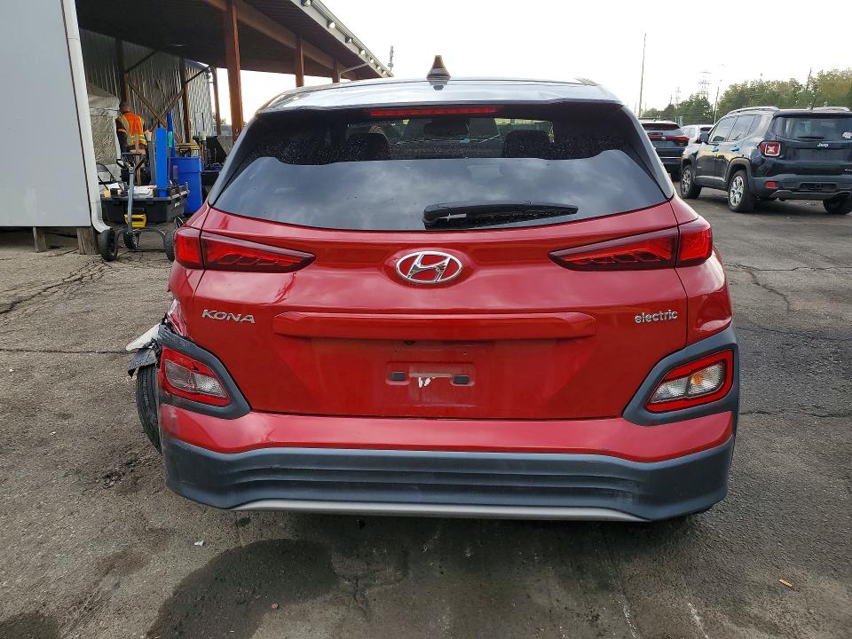 64969526 :رقم المزاد ، KM8K23AG7MU133395 vin ، 2021 Hyundai Kona مزاد بيع