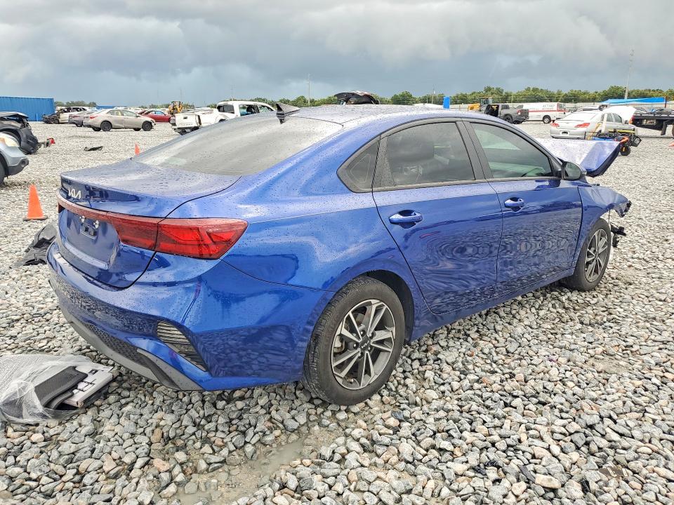 64213046 :رقم المزاد ، 3KPF24AD5PE601161 vin ، 2023 Kia Forte مزاد بيع