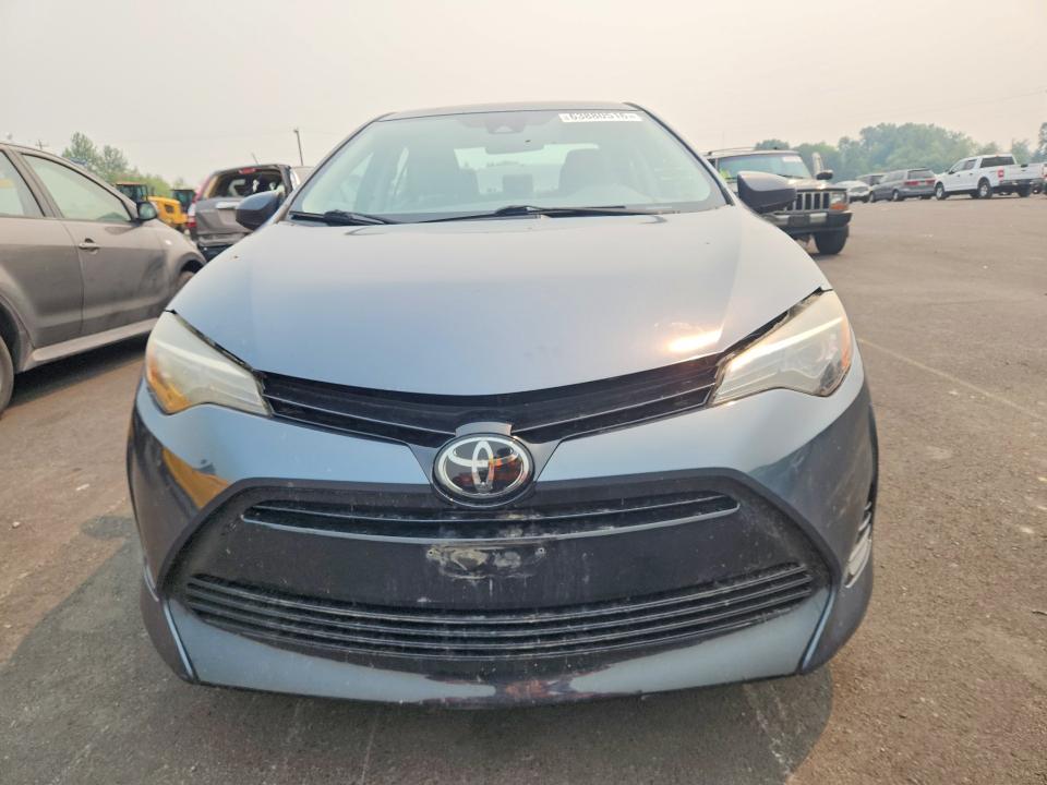 Продаж на аукціоні авто 2017 Toyota Corolla, vin: 2T1BURHE6HC812471, номер лоту: 63880516