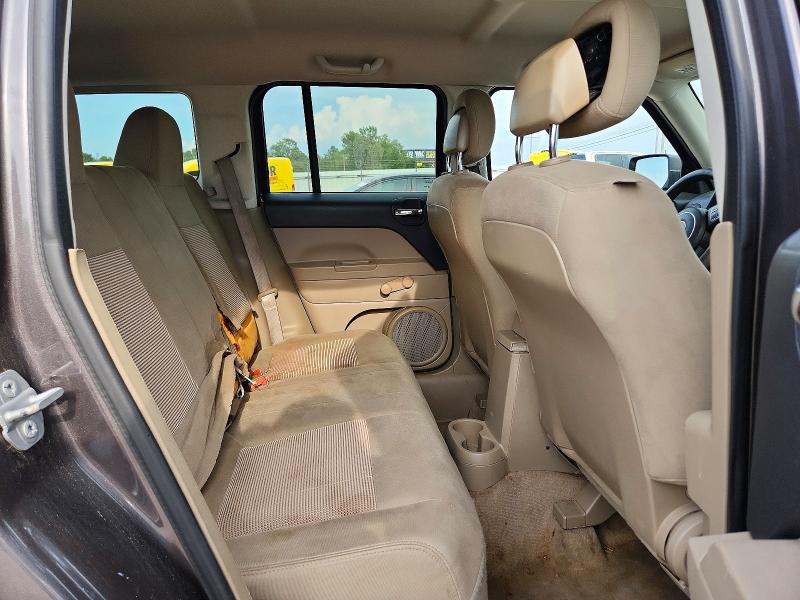 66537576 :رقم المزاد ، 1C4NJPBB5FD313816 vin ، 2015 Jeep Patriot مزاد بيع