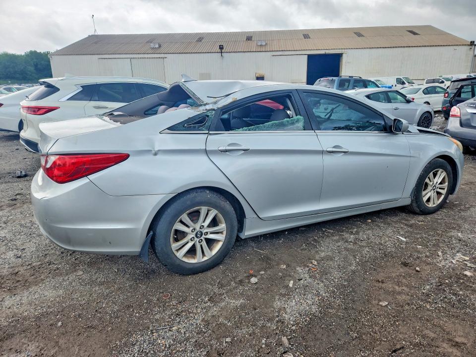 Продажа на аукционе авто 2011 Hyundai Sonata, vin: 5NPEB4AC6BH118219, номер лота: 63213096