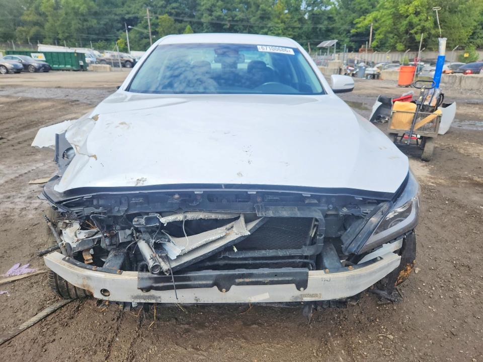 Продажа на аукционе авто 2015 Hyundai Genesis, vin: KMHGN4JE6FU054644, номер лота: 67100686