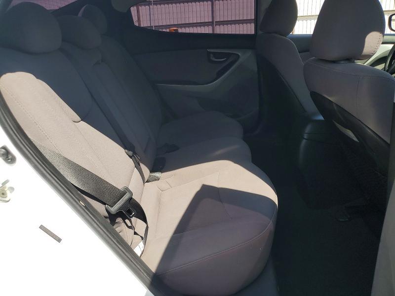 64323186 :رقم المزاد ، 5NPDH4AE9GH709454 vin ، 2016 Hyundai Elantra مزاد بيع