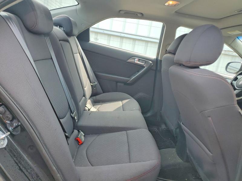 65604096 :رقم المزاد ، KNAFW4A3XA5111066 vin ، 2010 Kia Forte مزاد بيع