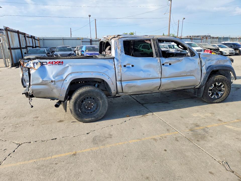 Продаж на аукціоні авто 2017 Toyota Tacoma, vin: 5TFCZ5AN9HX108498, номер лоту: 64799236