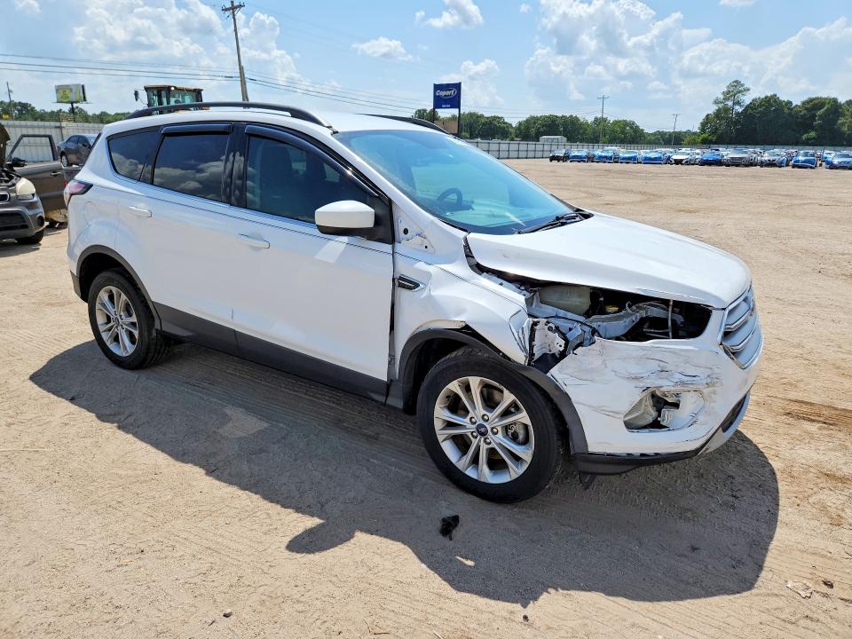 Продажа на аукционе авто 2018 Ford Escape, vin: 1FMCU9GD4JUB36586, номер лота: 64809666