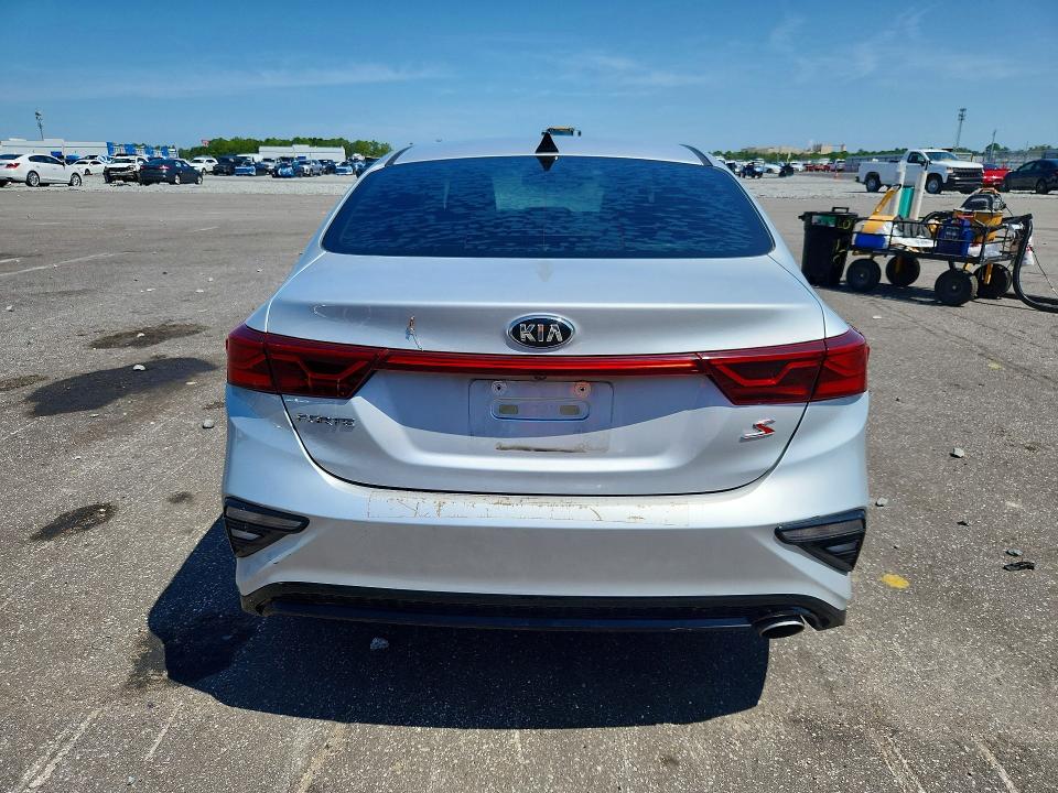 64918136 :رقم المزاد ، 3KPF34AD1KE041533 vin ، 2019 Kia Forte مزاد بيع