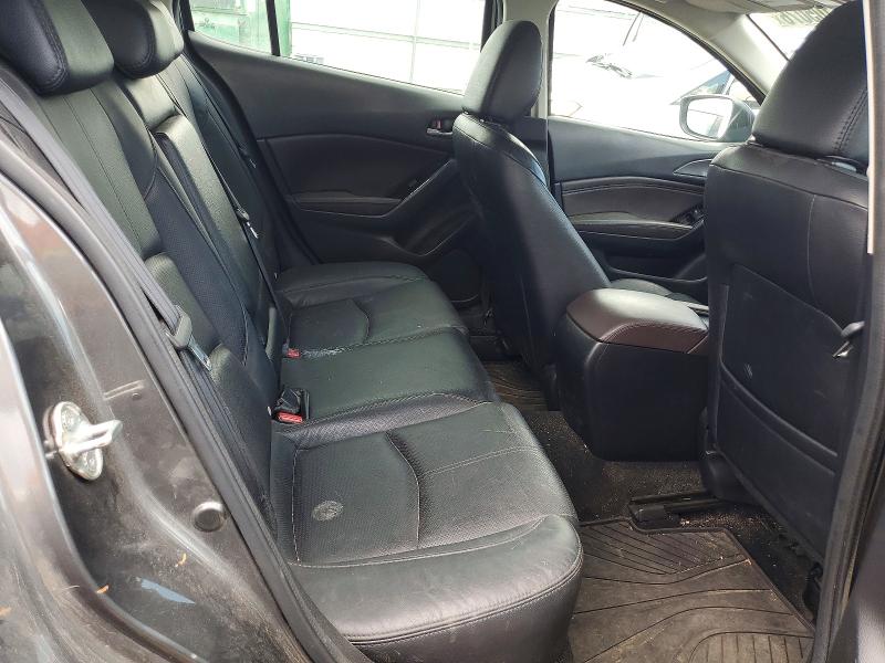 65105076 :رقم المزاد ، 3MZBN1M33JM229577 vin ، 2018 Mazda 3 مزاد بيع