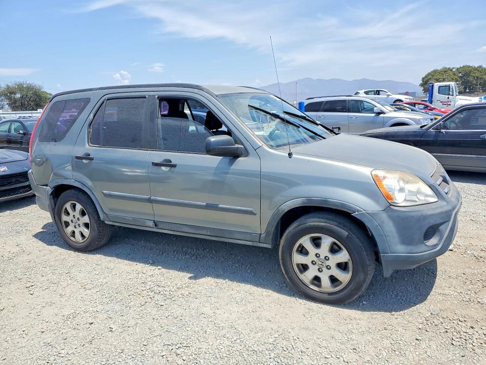 62762496 :رقم المزاد ، JHLRD685X5C003284 vin ، 2005 Honda Cr-v مزاد بيع