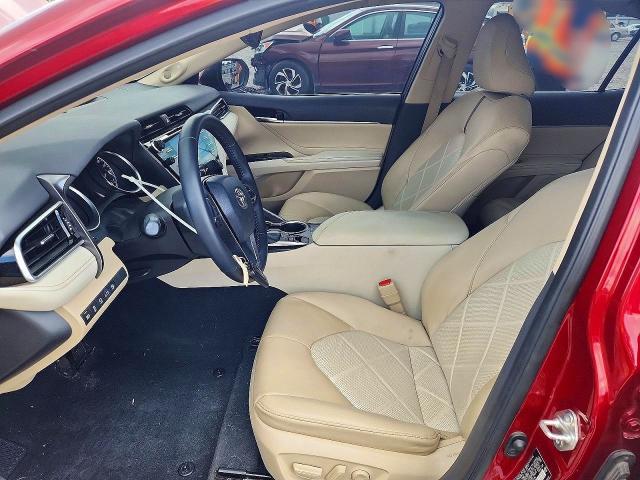 2018 Toyota Camry Hybrid მანქანა იყიდება აუქციონზე, vin: 4T1B21HK7JU501794, აუქციონის ნომერი: 65439956