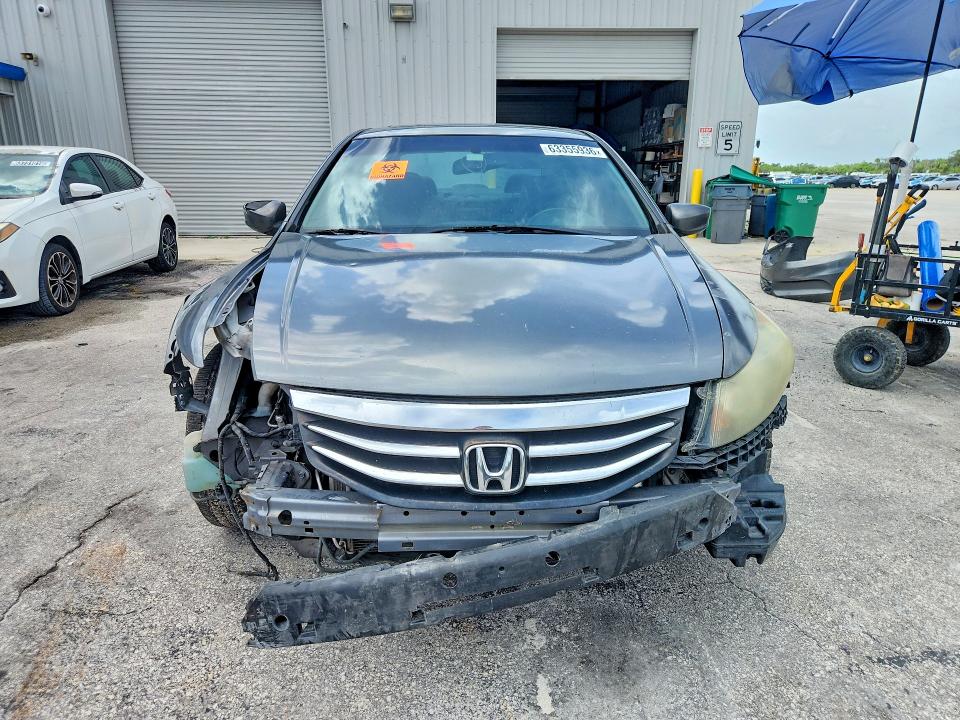2011 Honda Accord მანქანა იყიდება აუქციონზე, vin: 1HGCP2F88BA072452, აუქციონის ნომერი: 63355936