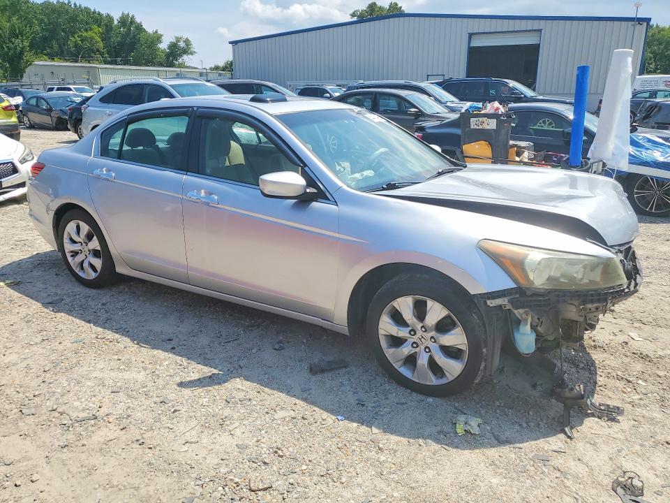 64450496 :رقم المزاد ، 1HGCP36858A027046 vin ، 2008 Honda Accord مزاد بيع