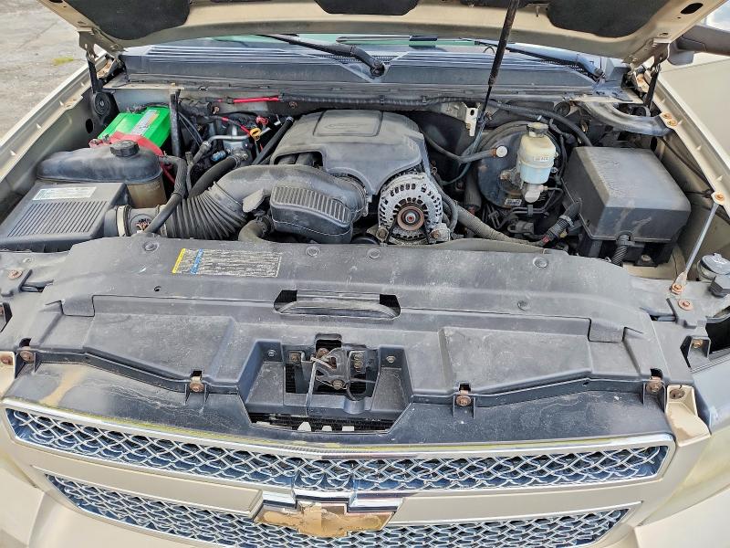 64954306 :رقم المزاد ، 3GNFK16338G216709 vin ، 2008 Chevrolet Suburban مزاد بيع