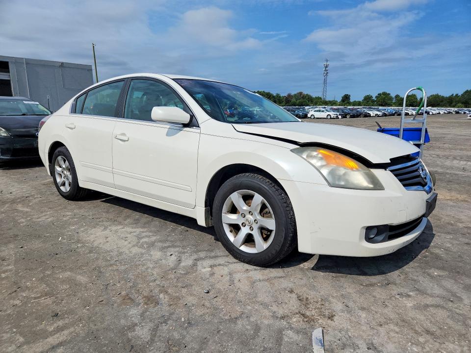 2009 Nissan Altima მანქანა იყიდება აუქციონზე, vin: 1N4AL21E99C135545, აუქციონის ნომერი: 63837336