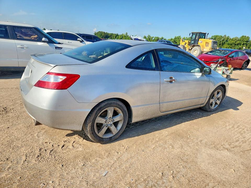 64293976 :رقم المزاد ، 2HGFG12898H562146 vin ، 2008 Honda Civic مزاد بيع