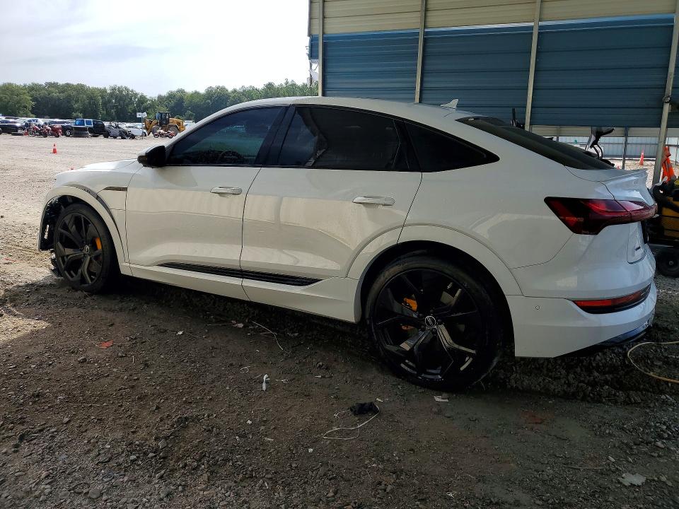 Продаж на аукціоні авто 2022 Audi E-tron, vin: WA13AAGE7NB035738, номер лоту: 66357426
