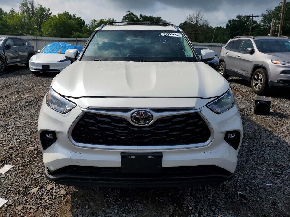 Продаж на аукціоні авто 2021 Toyota Highlander, vin: 5TDGZRBHXMS531687, номер лоту: 63328586