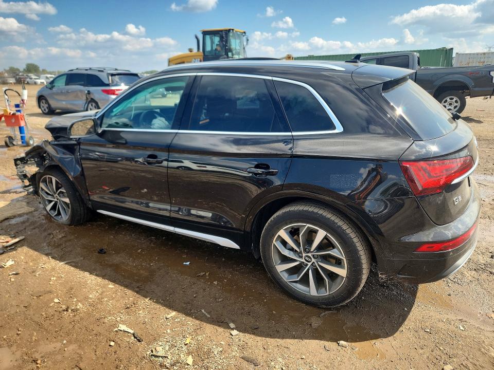 63777376 :رقم المزاد ، WA1AAAFY7M2082382 vin ، 2021 Audi Q5 مزاد بيع