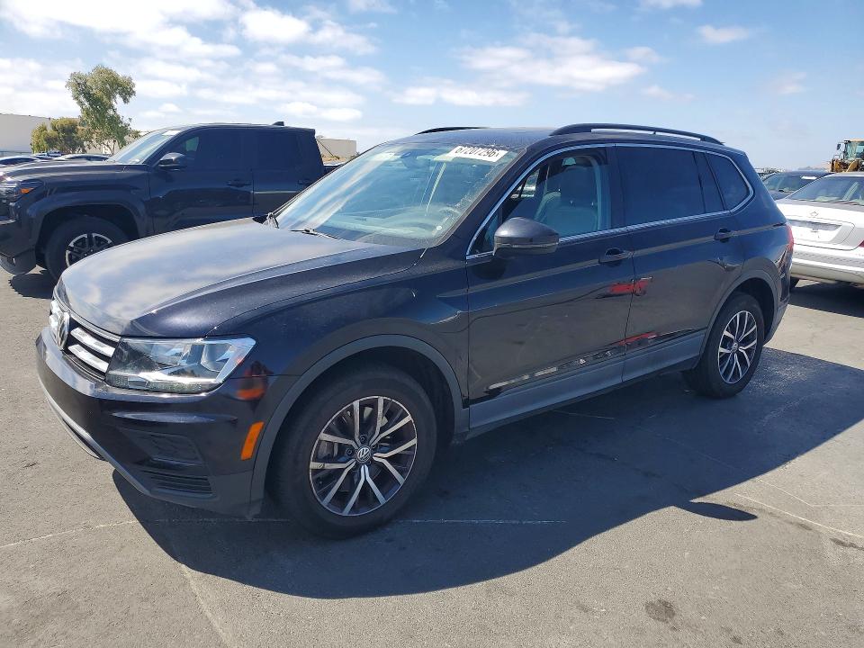 2019 Volkswagen Tiguan მანქანა იყიდება აუქციონზე, vin: 3VV3B7AX1KM053285, აუქციონის ნომერი: 67207296