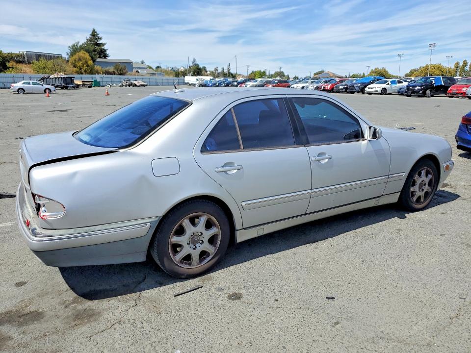 Продаж на аукціоні авто 2000 Mercedes-benz E, vin: WDBJF65J9YB167107, номер лоту: 66048186