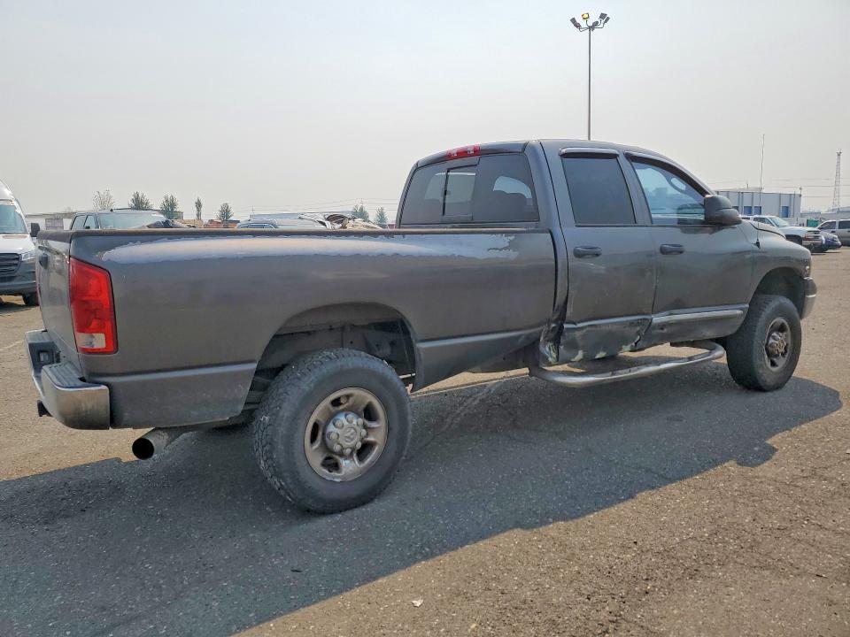 62724306 :رقم المزاد ، 3D3LU38C74G114460 vin ، 2004 Dodge Ram 3500 مزاد بيع