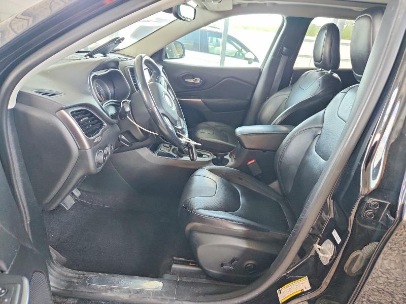 67300296 :رقم المزاد ، 1C4PJLDN8KD233090 vin ، 2019 Jeep Cherokee مزاد بيع