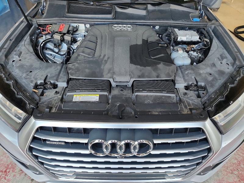 65568286 :رقم المزاد ، WA1VAAF72JD043708 vin ، 2018 Audi Q7 مزاد بيع