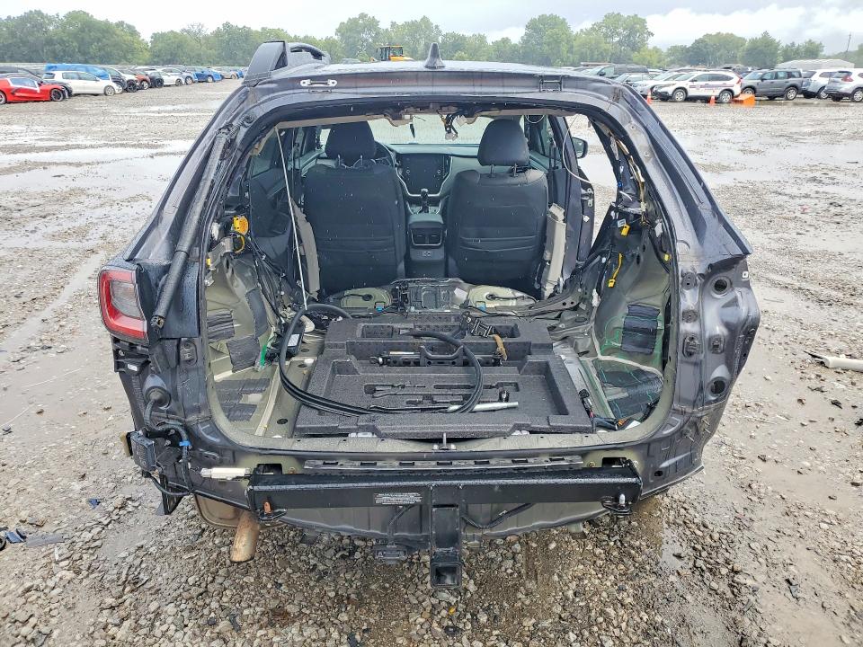 64242436 :رقم المزاد ، 4S4BTAJC8P3124052 vin ، 2023 Subaru Outback مزاد بيع