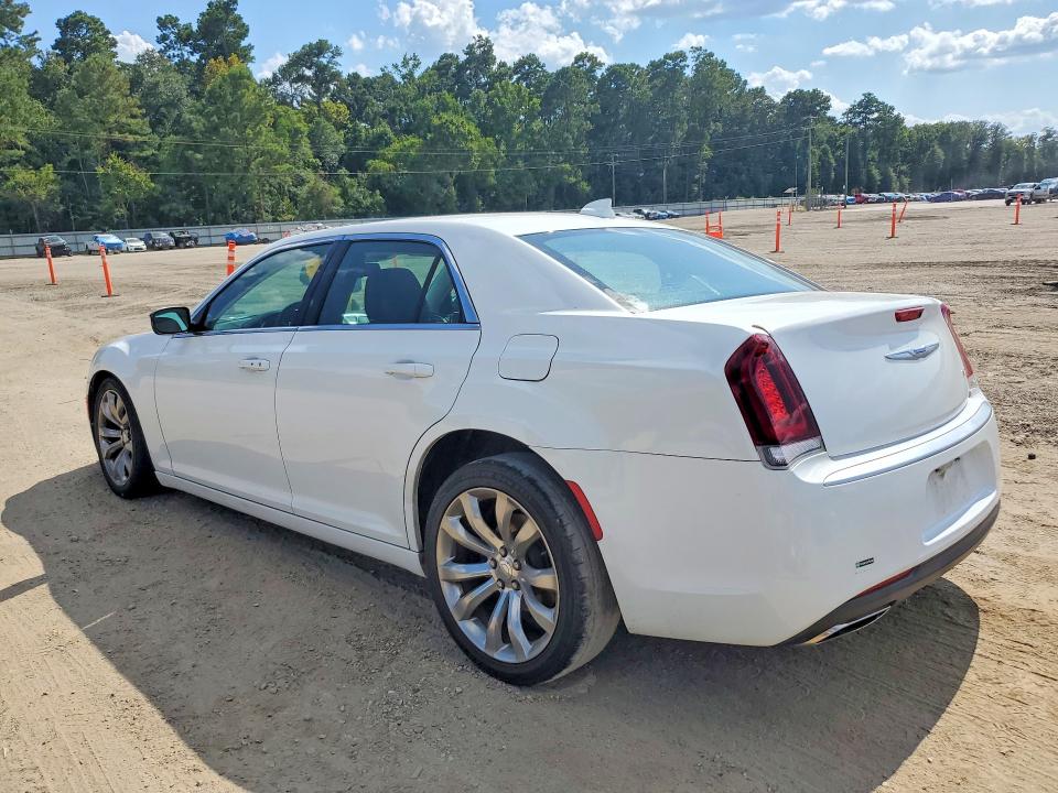 63559536 :رقم المزاد ، 2C3CCAAG8KH626064 vin ، 2019 Chrysler 300 مزاد بيع