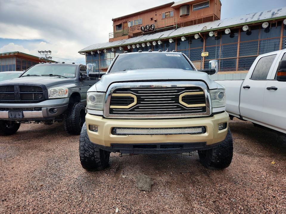 61525076 :رقم المزاد ، 3C63R3NL0EG142656 vin ، 2014 Ram 3500 مزاد بيع