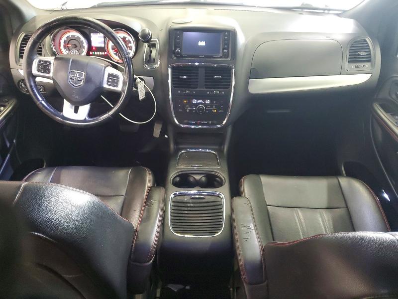 63363586 :رقم المزاد ، 2C4RDGEG2JR283924 vin ، 2018 Dodge Grand Caravan مزاد بيع
