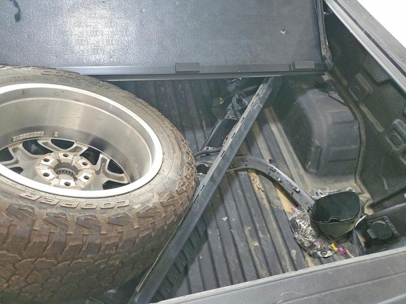 65083976 :رقم المزاد ، 3GTUUDEL8NG657325 vin ، 2022 Gmc Sierra مزاد بيع