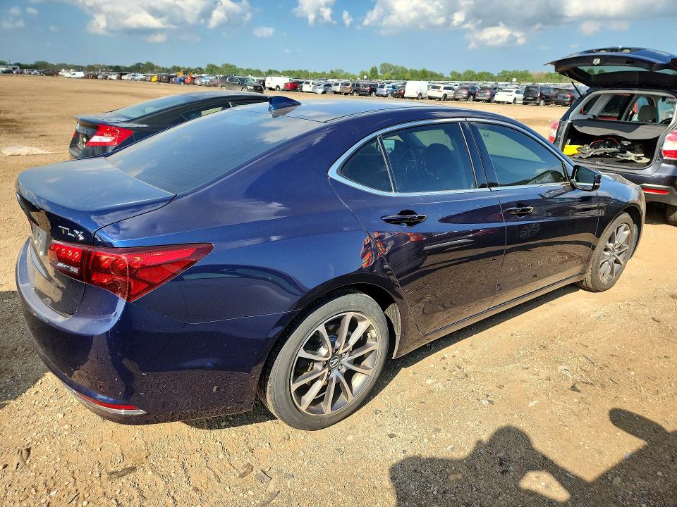 63557646 :رقم المزاد ، 19UUB2F55HA002912 vin ، 2017 Acura Tlx مزاد بيع