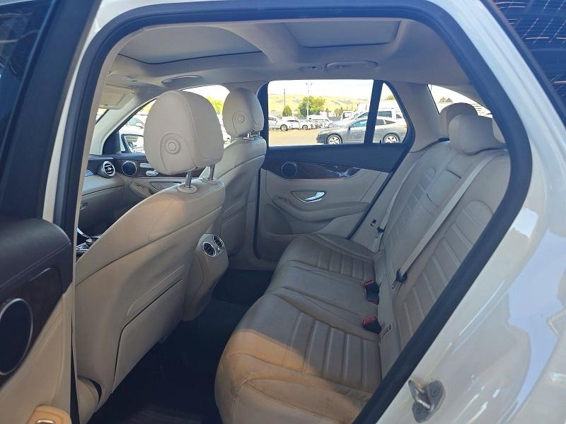 67045836 :رقم المزاد ، WDC0G4JB7GF050155 vin ، 2016 Mercedes-benz Glc مزاد بيع