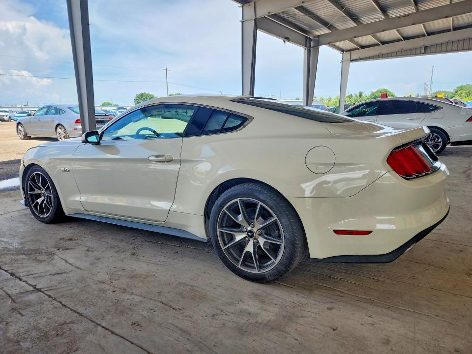 65901436 :رقم المزاد ، 1FA6P8RF2F5500948 vin ، 2015 Ford Mustang مزاد بيع