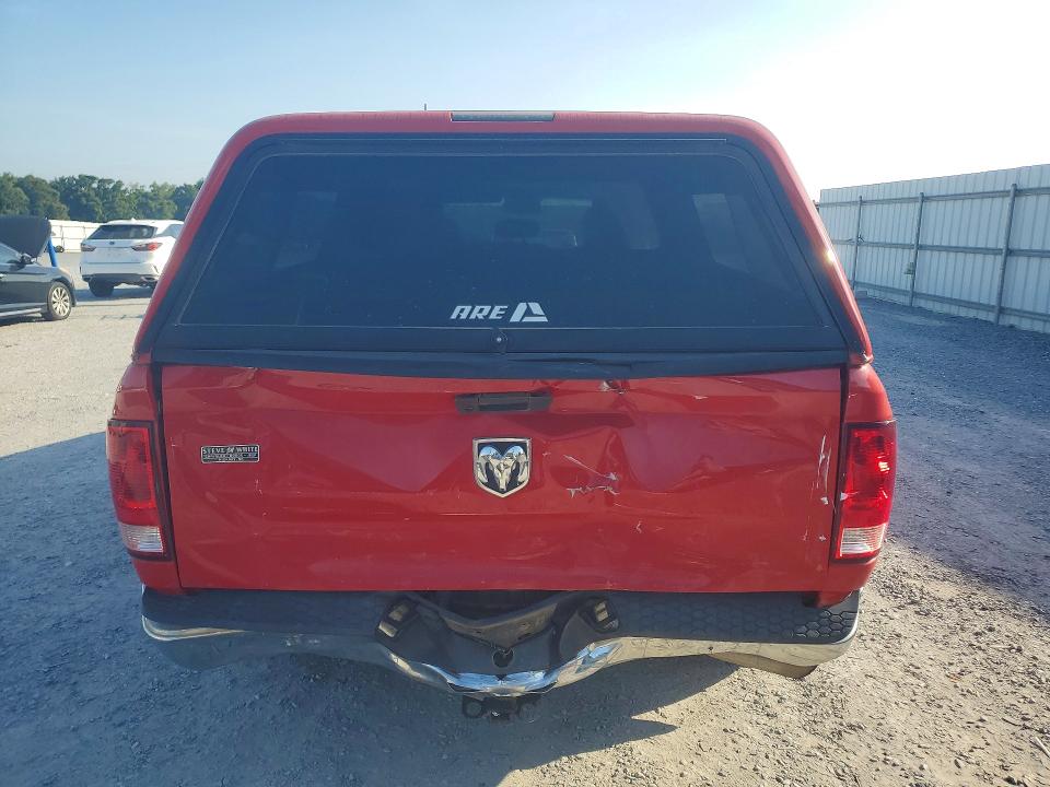 65753566 :رقم المزاد ، 1C6RR6FG5KS727461 vin ، 2019 Ram 1500 Classic مزاد بيع