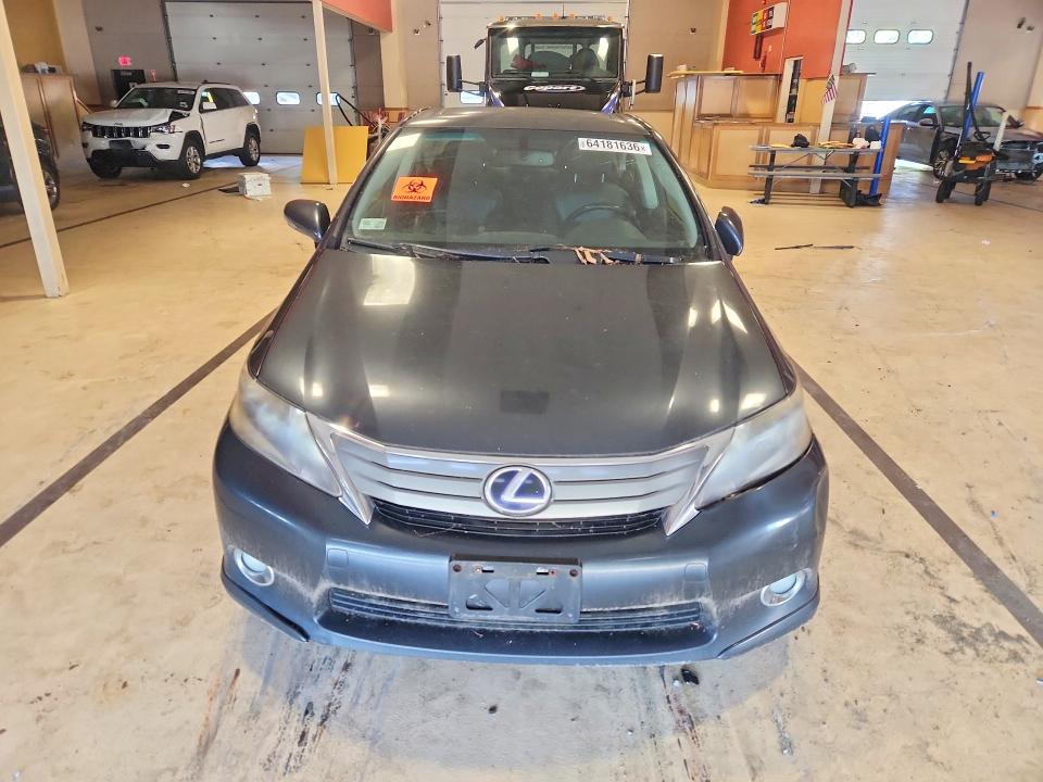 64181636 :رقم المزاد ، JTHBB1BA5B2047402 vin ، 2011 Lexus Hs مزاد بيع