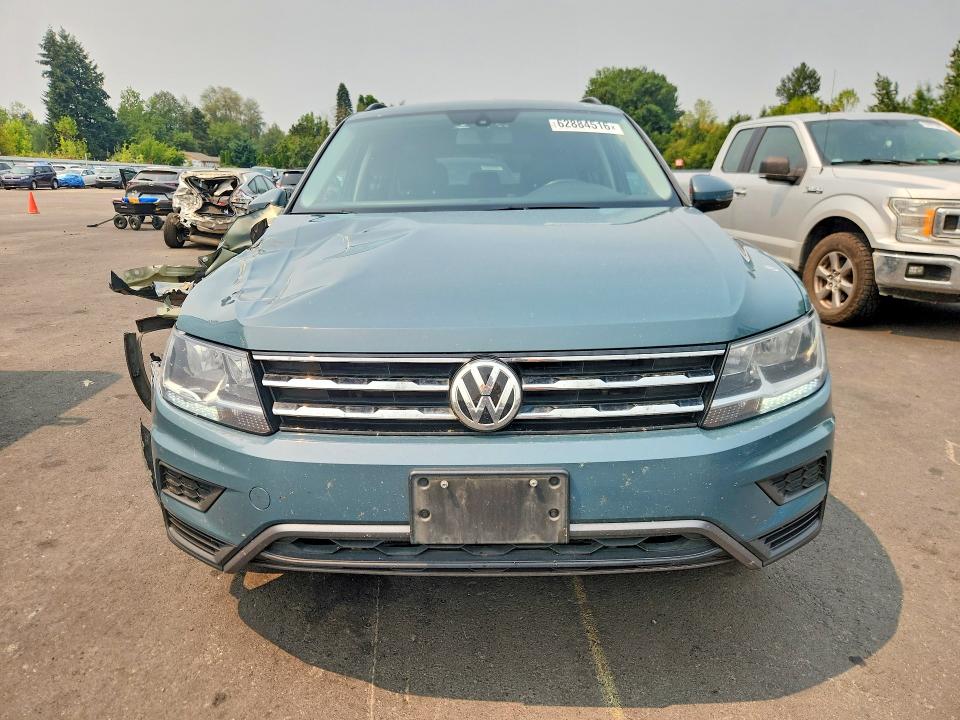 Продаж на аукціоні авто 2021 Volkswagen Tiguan, vin: 3VV2B7AX1MM127724, номер лоту: 62884516