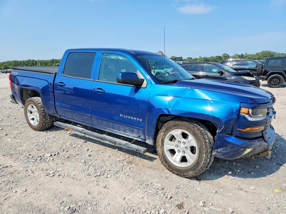 Продаж на аукціоні авто 2018 Chevrolet Silverado, vin: 3GCUKREC2JG535475, номер лоту: 64535406