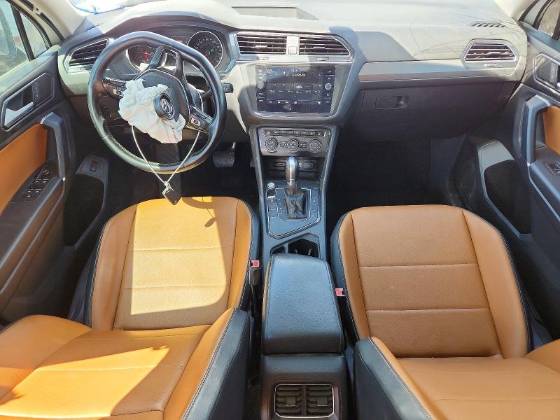 61451436 :رقم المزاد ، 3VV3B7AX2JM161851 vin ، 2018 Volkswagen Tiguan مزاد بيع