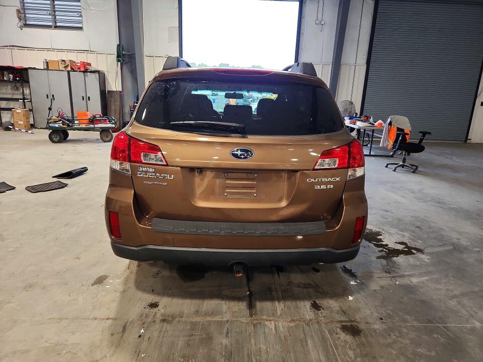 Продаж на аукціоні авто 2013 Subaru Outback, vin: 4S4BRDAC9D2275886, номер лоту: 64104416