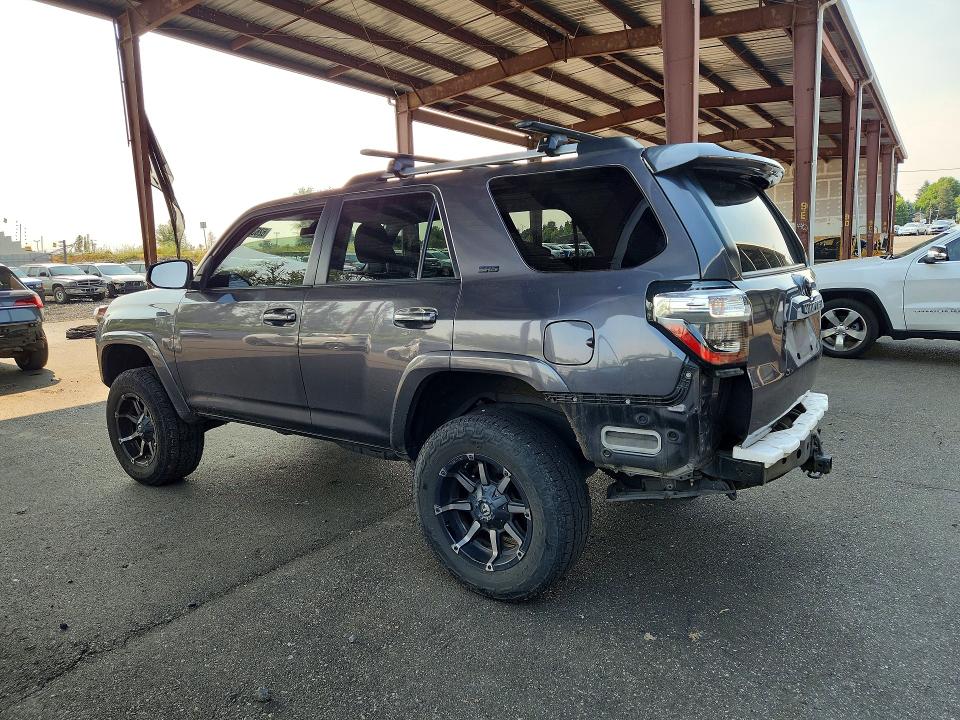 2021 Toyota 4runner მანქანა იყიდება აუქციონზე, vin: JTEMU5JR6M5902740, აუქციონის ნომერი: 62630266