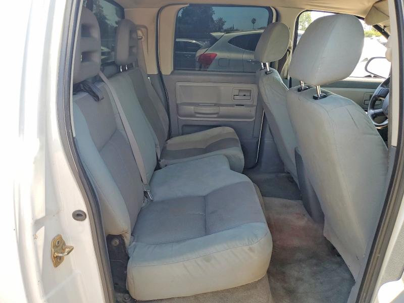 64426906 :رقم المزاد ، 1D7HE48K85S192299 vin ، 2005 Dodge Dakota مزاد بيع
