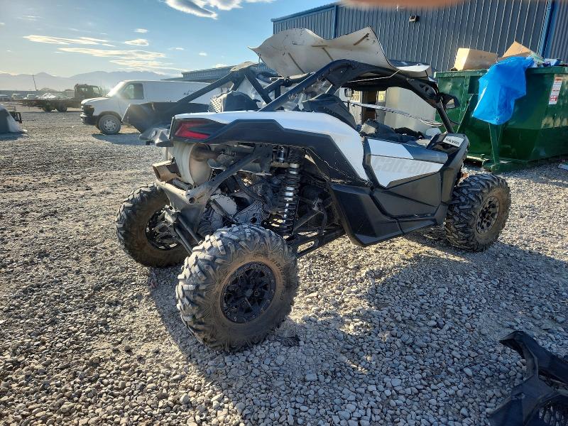 65889206 :رقم المزاد ، 3JBVGAW40KK000323 vin ، 2019 Can-am Maverick X3 مزاد بيع