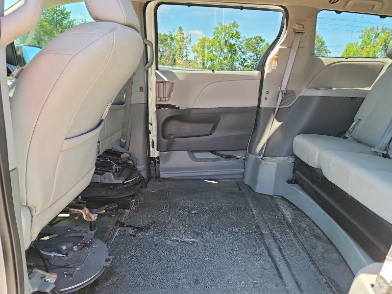 Aukcja sprzedaży 2018 Toyota Sienna, vin: 5TDYZ3DC5JS961139, numer aukcji: 65007016