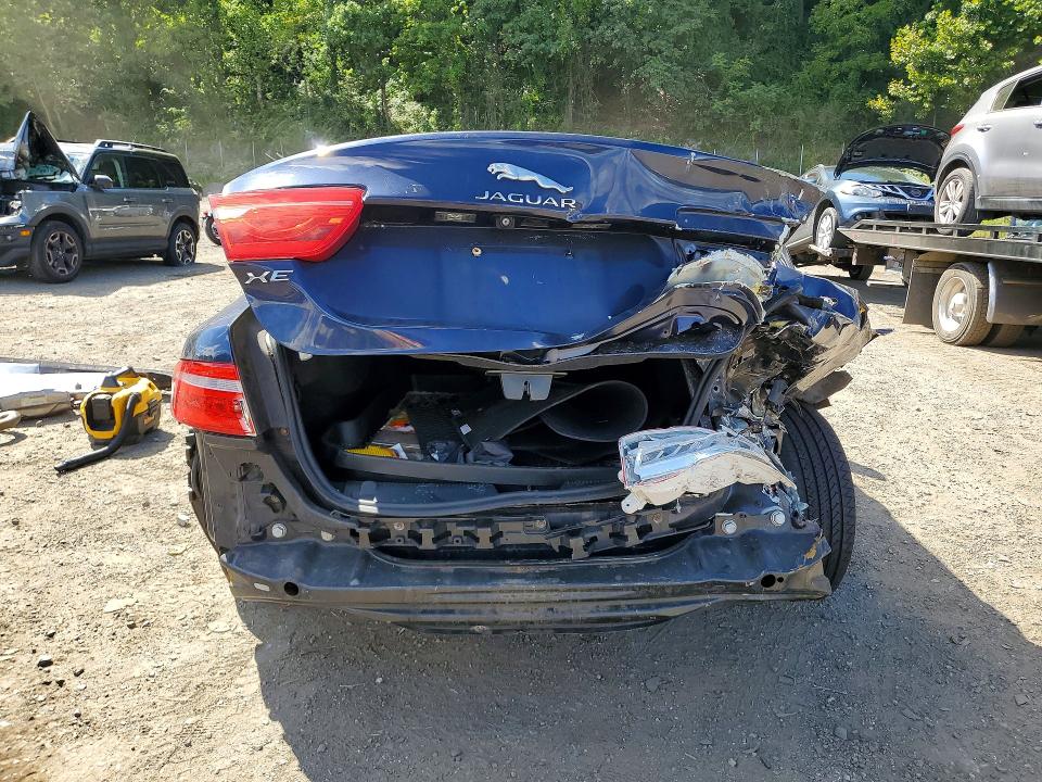 Продаж на аукціоні авто 2018 Jaguar Xe, vin: SAJAS4FX6JCP20074, номер лоту: 66214176