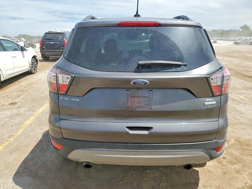 Продаж на аукціоні авто 2018 Ford Escape, vin: 1FMCU0HD5JUA71709, номер лоту: 65657276