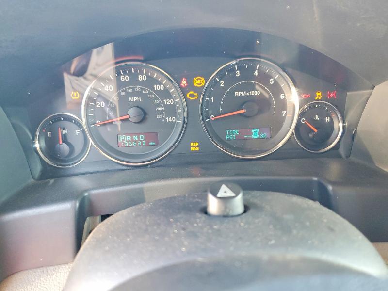64283466 :رقم المزاد ، 1J8HH58286C323274 vin ، 2006 Jeep Commander مزاد بيع